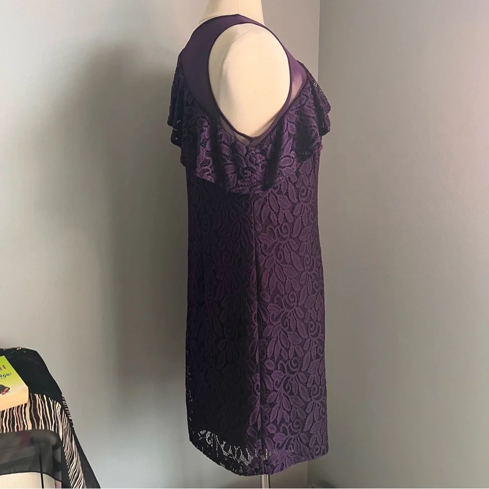 Roz & Ali 16P Purple Embroidered Floral Lace Sleeveless Pencil Sheath Dress